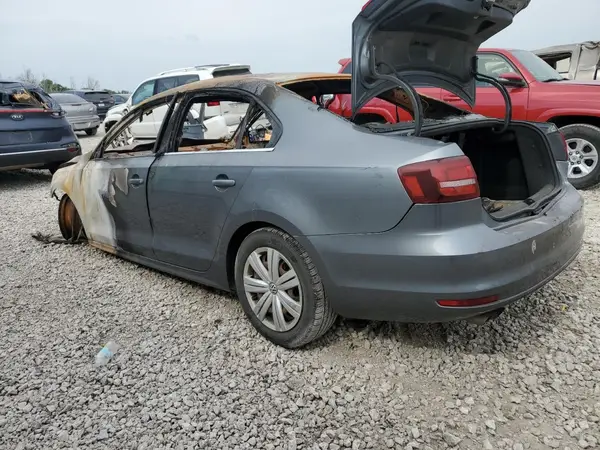 3VW2B7AJ1HM412792 2017 VOLKSWAGEN JETTA - Image 2