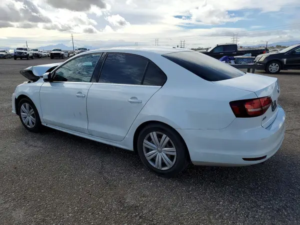 3VW2B7AJ1HM413439 2017 VOLKSWAGEN JETTA - Image 2