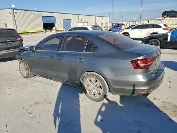 3VW2B7AJ1HM414672 2017 VOLKSWAGEN JETTA - Image 2