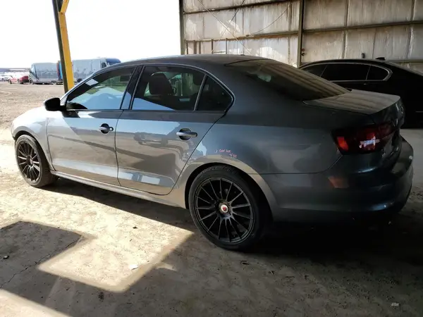 3VW2B7AJ1JM220665 2018 VOLKSWAGEN JETTA - Image 2