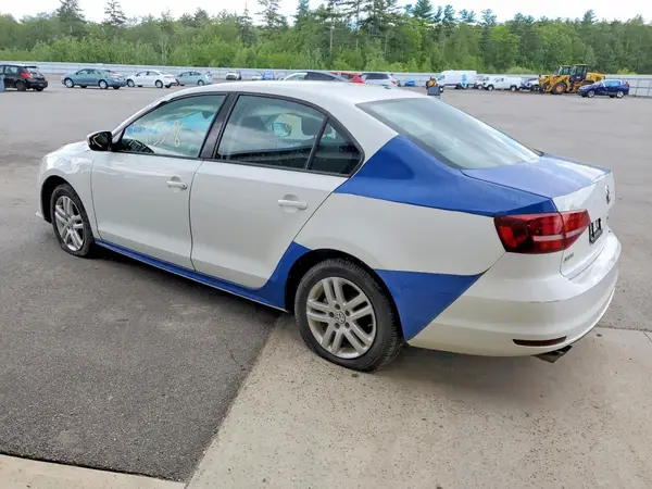 3VW2B7AJ1JM224991 2018 VOLKSWAGEN JETTA - Image 2