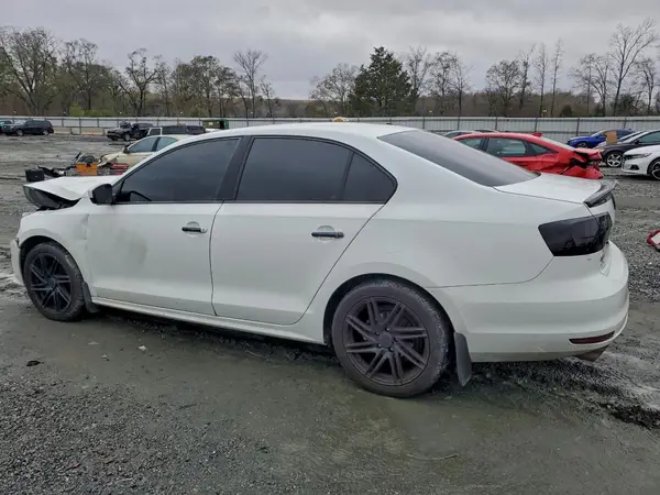 3VW2B7AJ1JM227731 2018 VOLKSWAGEN JETTA - Image 2
