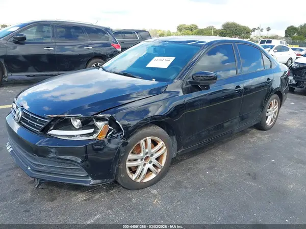 3VW2B7AJ1JM234078 2018 VOLKSWAGEN JETTA - Image 2