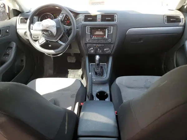 3VW2B7AJ1JM244433 2018 VOLKSWAGEN JETTA - Image 8