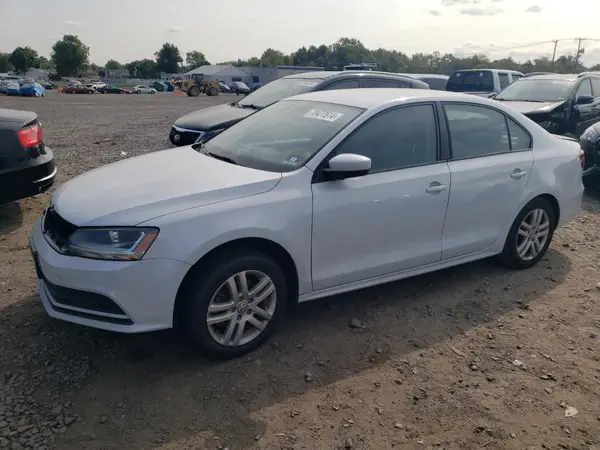 3VW2B7AJ1JM244710 2018 VOLKSWAGEN JETTA - Image 1