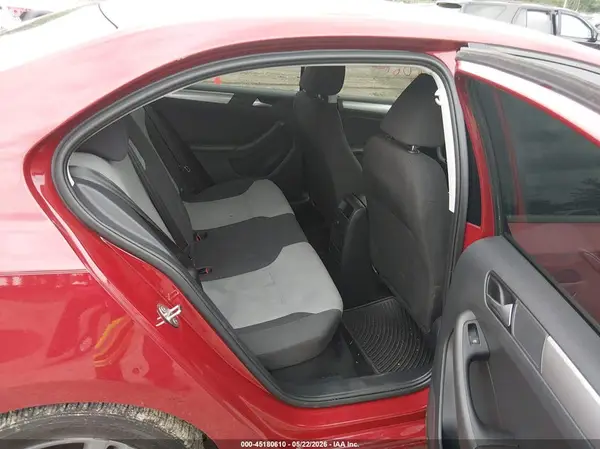 3VW2B7AJ1JM262768 2018 VOLKSWAGEN JETTA - Image 8