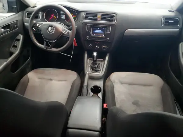 3VW2B7AJ2HM205182 2017 VOLKSWAGEN JETTA - Image 8