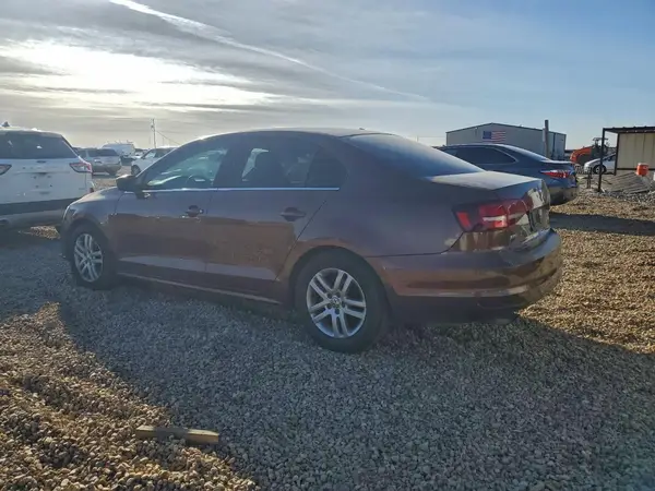 3VW2B7AJ2HM206462 2017 VOLKSWAGEN JETTA - Image 2