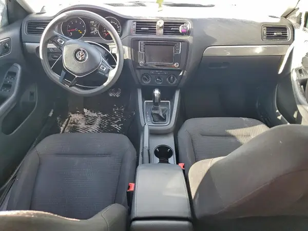 3VW2B7AJ2HM216652 2017 VOLKSWAGEN JETTA - Image 8