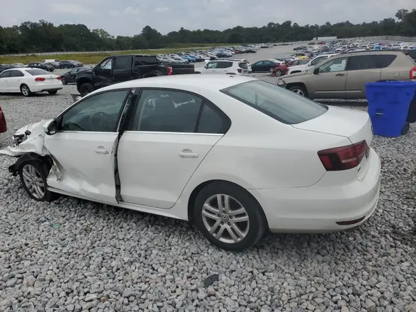 3VW2B7AJ2HM220670 2017 VOLKSWAGEN JETTA - Image 2