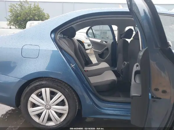 3VW2B7AJ2HM224668 2017 VOLKSWAGEN JETTA - Image 8