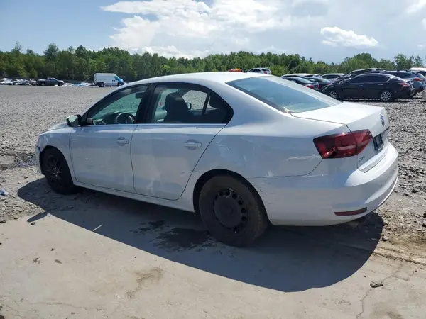 3VW2B7AJ2HM236125 2017 VOLKSWAGEN JETTA - Image 2