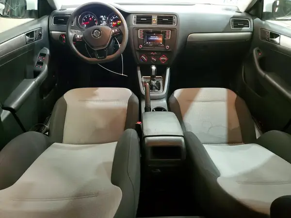 3VW2B7AJ2HM240577 2017 VOLKSWAGEN JETTA - Image 8