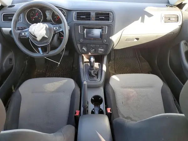 3VW2B7AJ2HM240868 2017 VOLKSWAGEN JETTA - Image 8