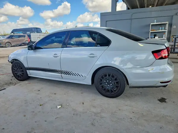 3VW2B7AJ2HM252504 2017 VOLKSWAGEN JETTA - Image 2