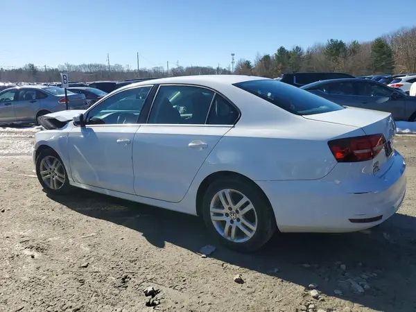 3VW2B7AJ2HM258917 2017 VOLKSWAGEN JETTA - Image 2