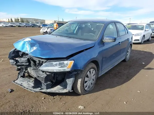 3VW2B7AJ2HM268525 2017 VOLKSWAGEN JETTA - Image 2