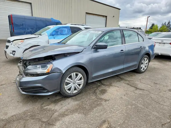 3VW2B7AJ2HM276592 2017 VOLKSWAGEN JETTA - Image 1