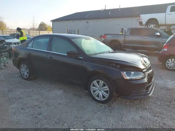 3VW2B7AJ2HM278259 2017 VOLKSWAGEN JETTA - Image 1