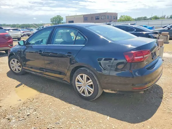 3VW2B7AJ2HM281243 2017 VOLKSWAGEN JETTA - Image 2
