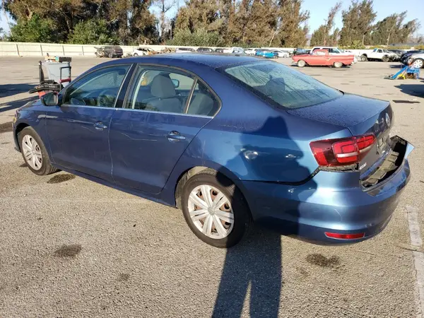3VW2B7AJ2HM281937 2017 VOLKSWAGEN JETTA - Image 2