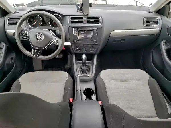 3VW2B7AJ2HM292372 2017 VOLKSWAGEN JETTA - Image 8