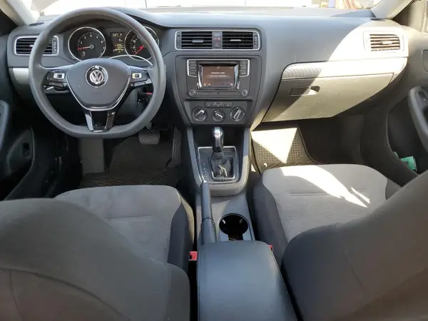 3VW2B7AJ2HM311082 2017 VOLKSWAGEN JETTA - Image 8