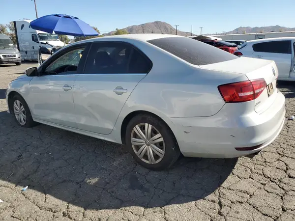 3VW2B7AJ2HM316976 2017 VOLKSWAGEN JETTA - Image 2