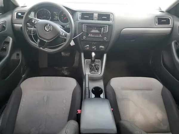 3VW2B7AJ2HM317304 2017 VOLKSWAGEN JETTA - Image 8