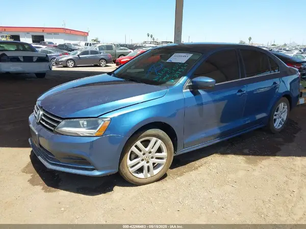 3VW2B7AJ2HM317559 2017 VOLKSWAGEN JETTA - Image 2