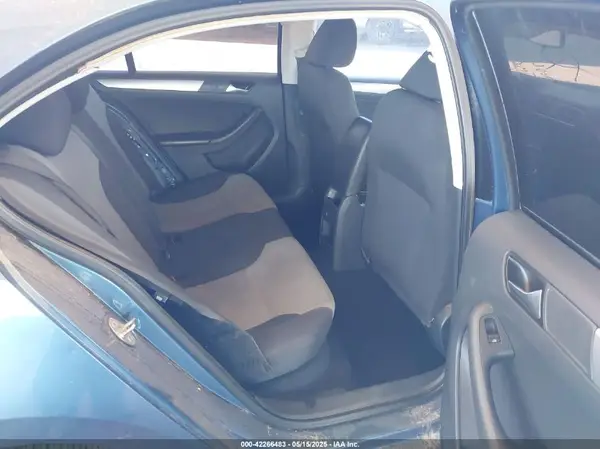 3VW2B7AJ2HM317559 2017 VOLKSWAGEN JETTA - Image 7