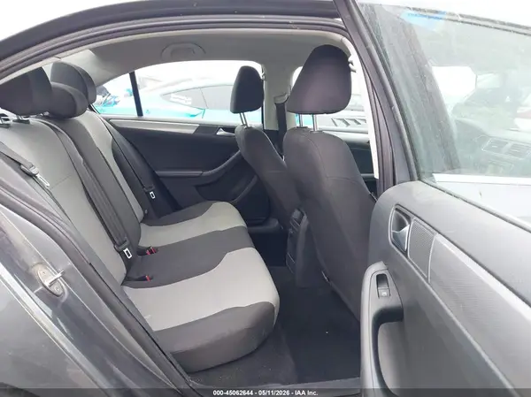 3VW2B7AJ2HM318419 2017 VOLKSWAGEN JETTA - Image 8