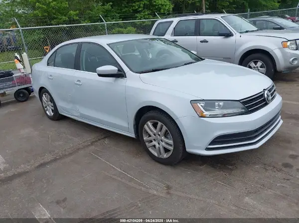 3VW2B7AJ2HM321028 2017 VOLKSWAGEN JETTA - Image 1