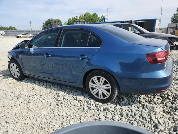 3VW2B7AJ2HM321529 2017 VOLKSWAGEN JETTA - Image 2