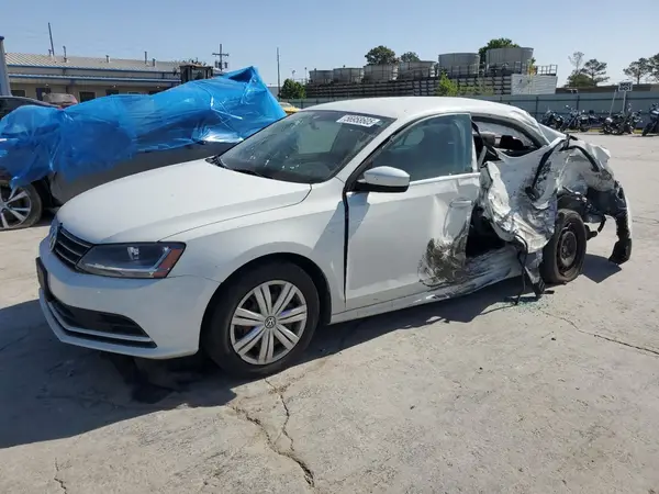 3VW2B7AJ2HM322695 2017 VOLKSWAGEN JETTA - Image 1