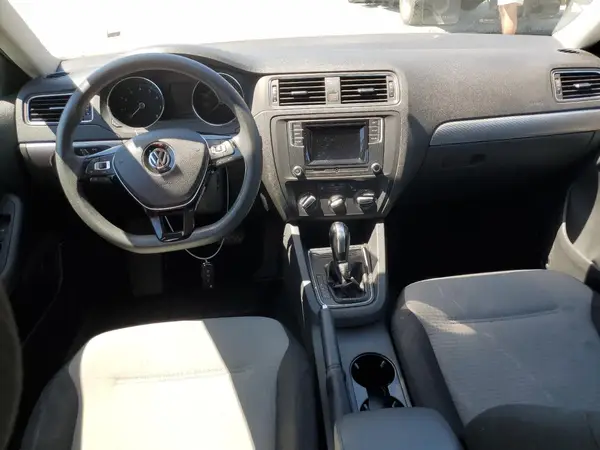 3VW2B7AJ2HM322955 2017 VOLKSWAGEN JETTA - Image 8