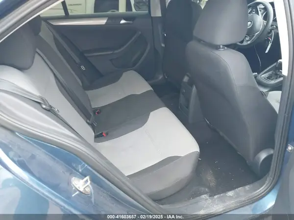 3VW2B7AJ2HM332272 2017 VOLKSWAGEN JETTA - Image 8