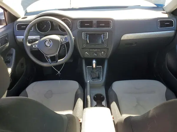 3VW2B7AJ2HM354613 2017 VOLKSWAGEN JETTA - Image 8