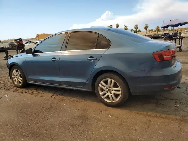 3VW2B7AJ2HM354689 2017 VOLKSWAGEN JETTA - Image 2