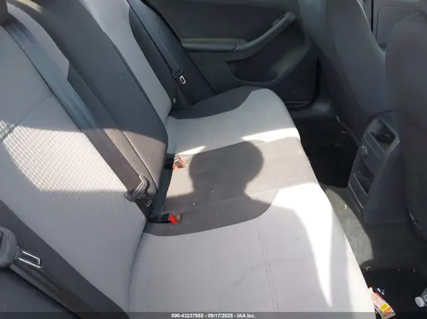 3VW2B7AJ2HM361738 2017 VOLKSWAGEN JETTA - Image 8