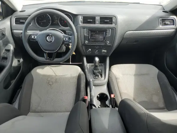 3VW2B7AJ2HM377213 2017 VOLKSWAGEN JETTA - Image 8