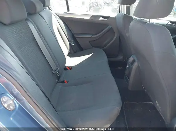 3VW2B7AJ2HM377874 2017 VOLKSWAGEN JETTA - Image 8
