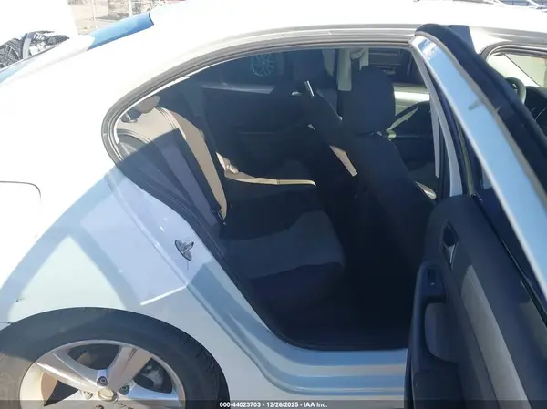 3VW2B7AJ2HM378197 2017 VOLKSWAGEN JETTA - Image 8
