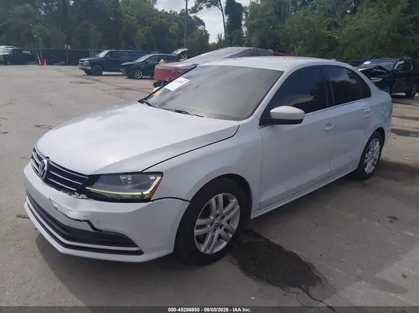 3VW2B7AJ2HM379754 2017 VOLKSWAGEN JETTA - Image 2