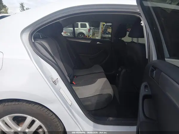 3VW2B7AJ2HM379754 2017 VOLKSWAGEN JETTA - Image 8