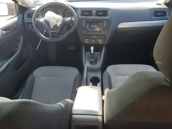 3VW2B7AJ2HM382153 2017 VOLKSWAGEN JETTA - Image 8