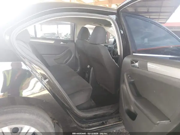 3VW2B7AJ2HM393394 2017 VOLKSWAGEN JETTA - Image 8