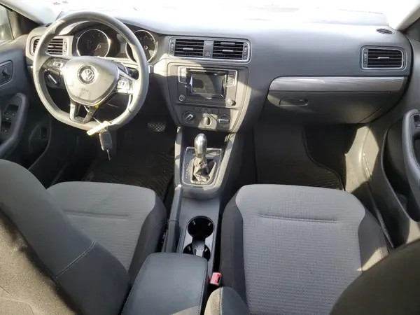 3VW2B7AJ2HM394240 2017 VOLKSWAGEN JETTA - Image 8