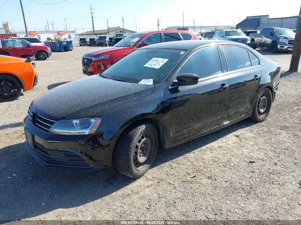 3VW2B7AJ2HM404670 2017 VOLKSWAGEN JETTA - Image 2