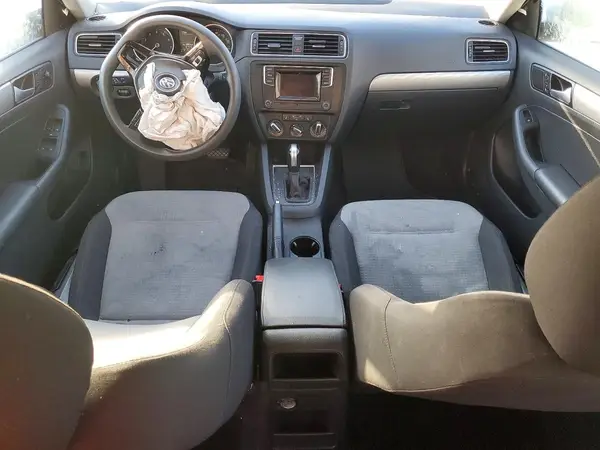 3VW2B7AJ2HM407066 2017 VOLKSWAGEN JETTA - Image 8